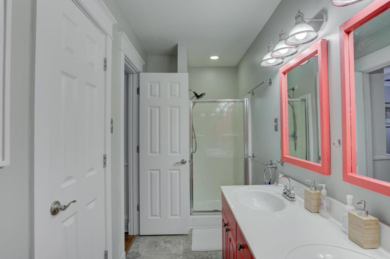 Hip And Spacious Midtown Cottage Near Beale Street Memphis Extérieur photo